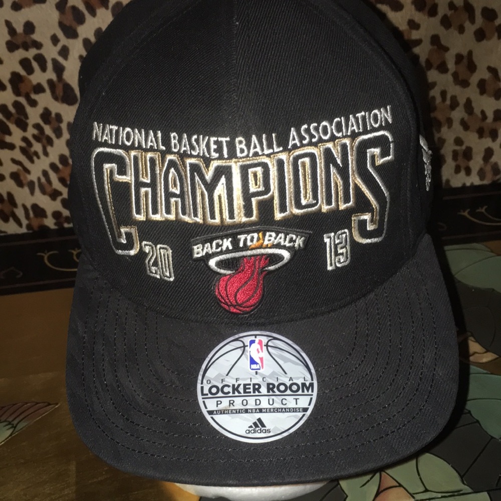 Men hat
